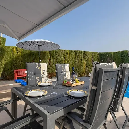 El Boticari Holiday home