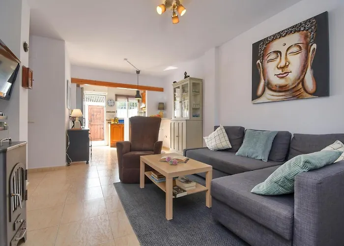 El Boticari By Aguilarent