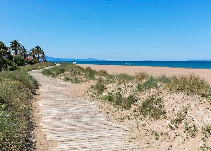 El Boticari By Aguilarent