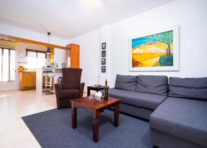 El Boticari By Aguilarent