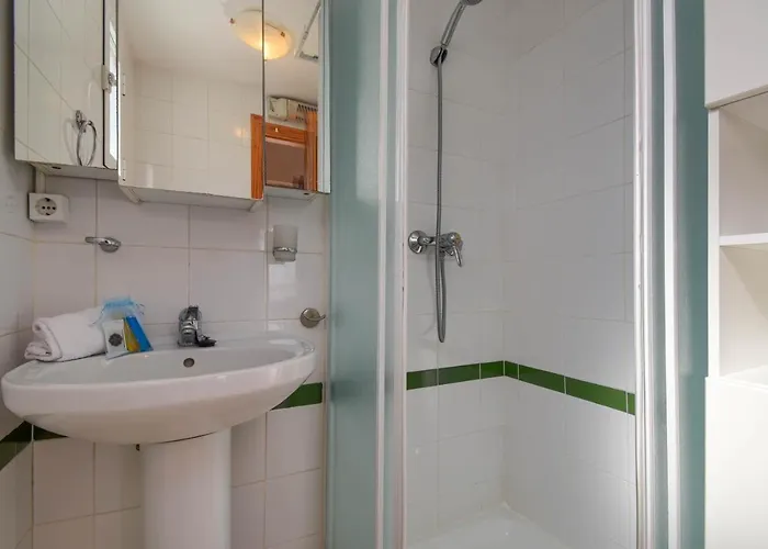 El Boticari By Aguilarent デニア